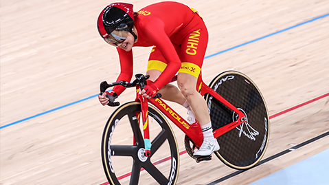 K1集团：乒乓球台中线和边线